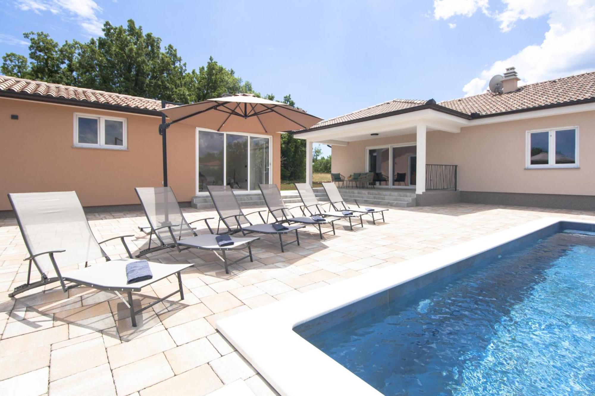 Villa Fortuna For 7 People Near Labin - Rabac With Large Garden & Private Pool Raša Dış mekan fotoğraf